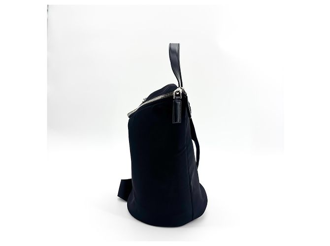 Sling Bag Prada Triangle Zip Re-Nylon in Pelle - vista 4
