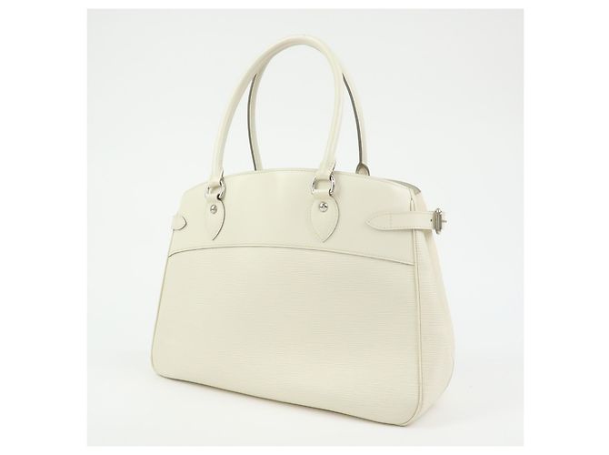 Louis Vuitton Passy Epi Leather PM - Ansicht 3