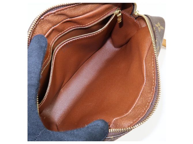 Louis Vuitton Trocadero Monogram Canvas 27 - vista 5