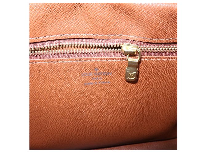 Louis Vuitton Trocadero Monogram Canvas 27 - vista 6