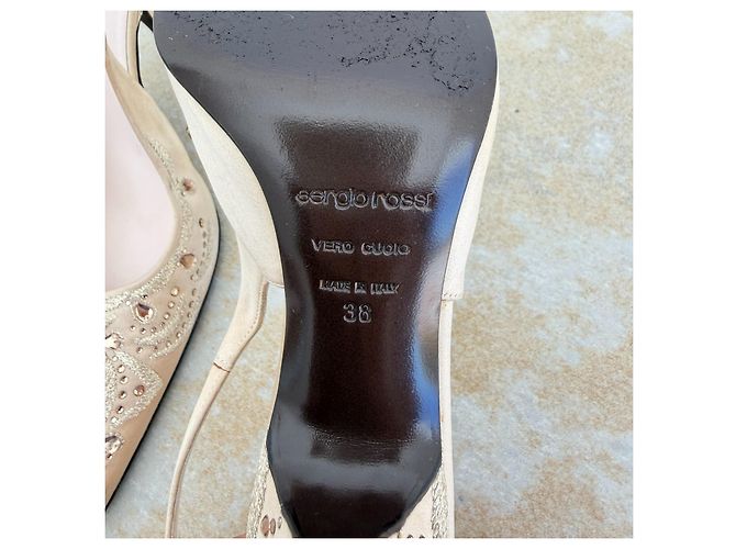 Sergio Rossi Décolleté Slingback in Raso Beige con Cristalli - vista 7