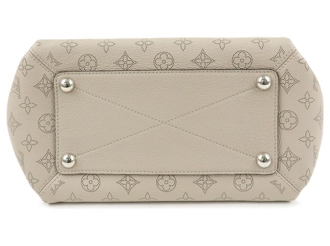 Louis Vuitton Babylone Mahina Leather PM - vista 3