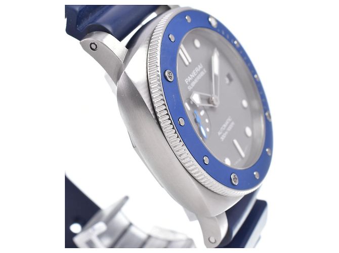 Panerai Submersible BMG-TECH Automatic Polycarbonate and Titanium with Rubber 47 - vue 4