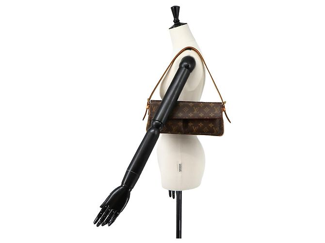 Louis Vuitton Viva Cite MM Monogram Shoulder Handbag - view 10