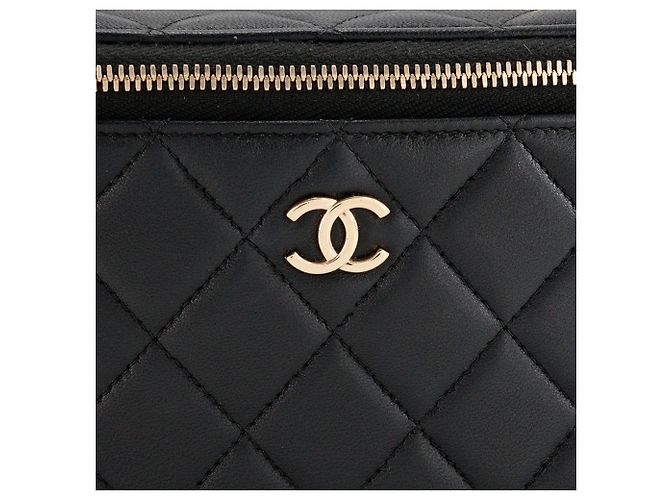 CHANEL - Borsa a tracolla Chanel Vanity Top Handle in pelle liscia nera - vista 5