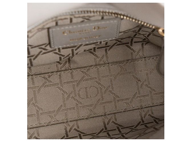 DIOR - Borsa a tracolla Lady Dior mini in pelle cannage metallizzata grigia - vista 7