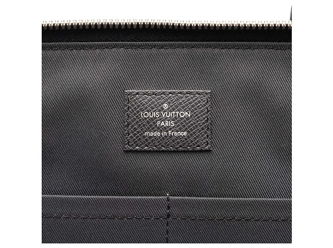 Borsa business slim Louis Vuitton Taiga Porte Documents nera - vista 5