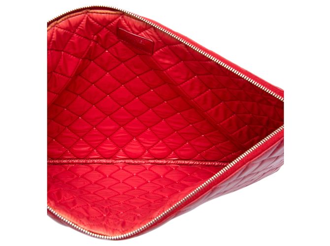 Clutch Chanel Large Quilted Lambskin O Case Rossa - vista 4