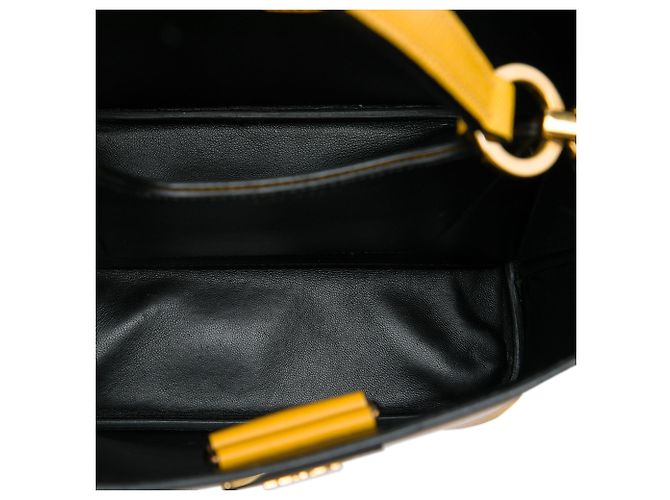 Prada Medium Saffiano Cuir Panier Beuteltasche Gelb - Ansicht 4