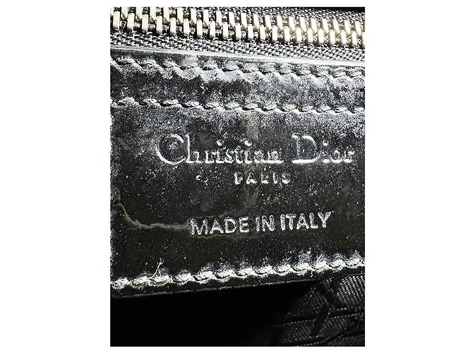 Borsa Lady Dior Medium in pelle vernice Cannage Nera - vista 5