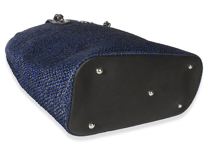 Borsa shopping espandibile Chanel in rafia blu navy CC - vista 7