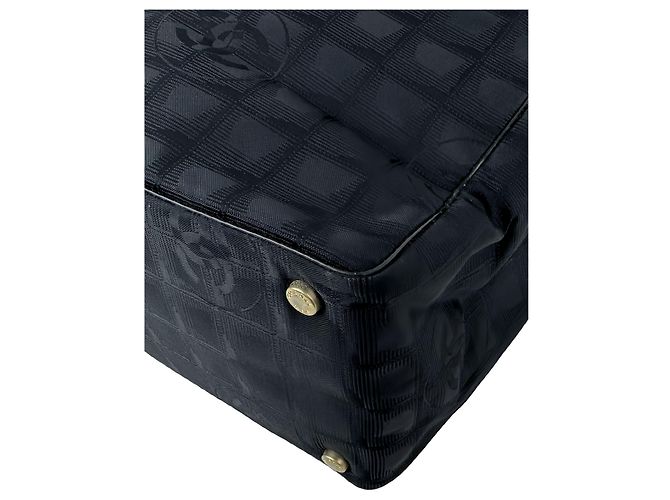 Borsa Tote Chanel New Travel Line in nylon nero - vista 10