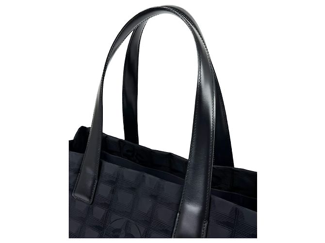 Borsa Tote Chanel New Travel Line in nylon nero - vista 6