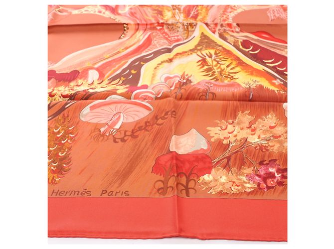 Hermès Carré 90 "Kuggor Tree" Seidentuch in Rot - Ansicht 4