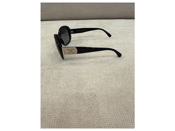 Chanel Gafas de Sol Ovaladas en Acetato Negro - vista 3