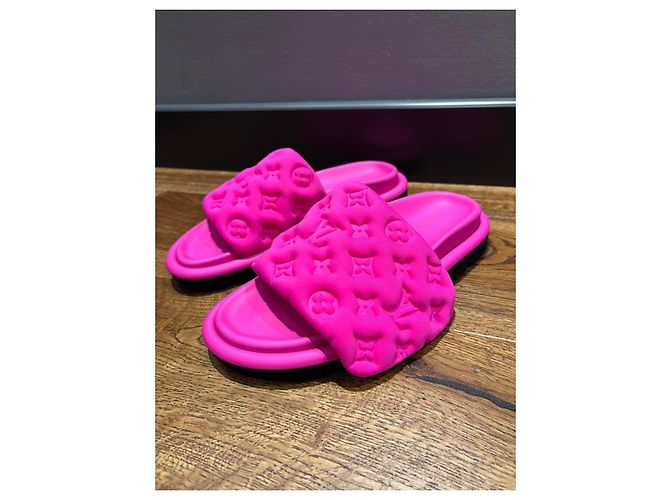 Louis Vuitton Pool Pillow Ciabatte Rosa - vista 2