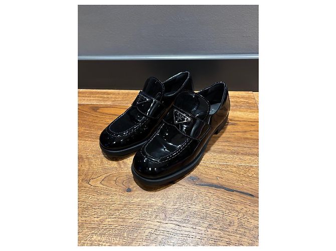 Prada Lackleder Loafer - Ansicht 11