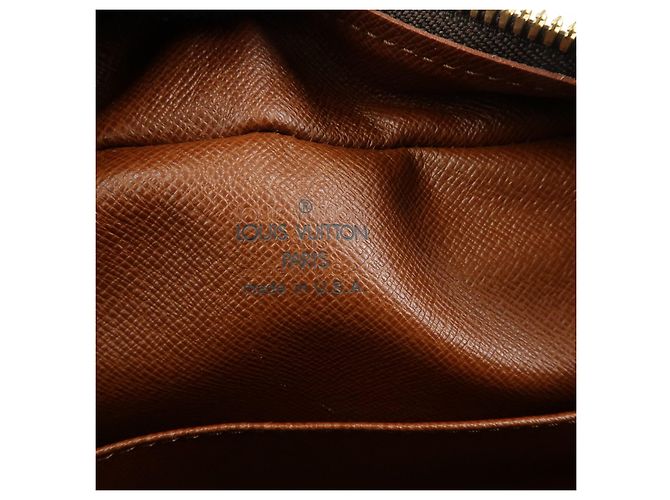 Cité Louis Vuitton Cite Monogram Canvas MM - vista 6