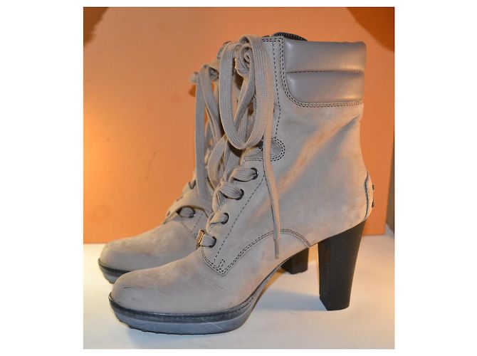 Tod's Botines de Piel Beige con Tacón - vista 2