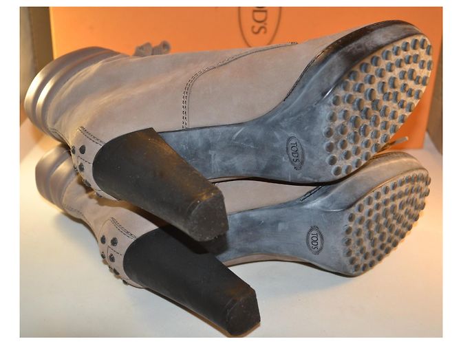 Tod's Botines de Piel Beige con Tacón - vista 6