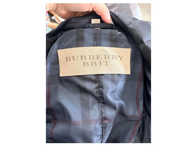 Casaco acolchoado Burberry Brit em nylon preto com gola de pele - vista 10