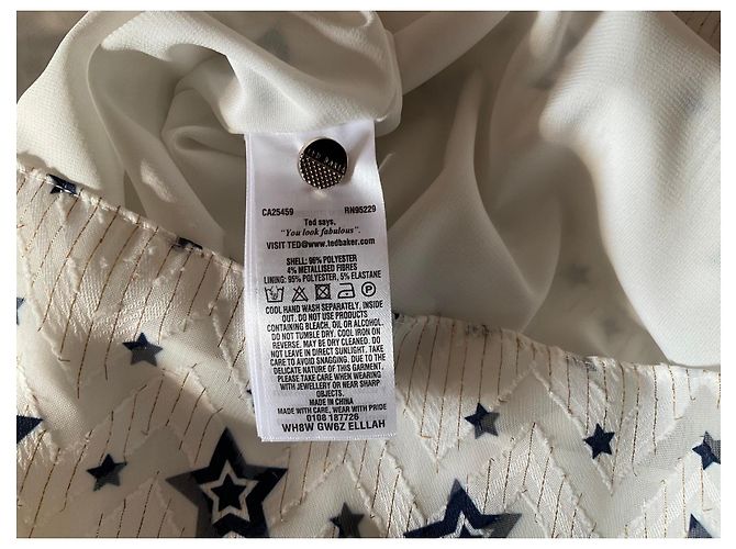 Ted Baker Star Bluse mit Rüschen und hohem Kragen - Ansicht 5