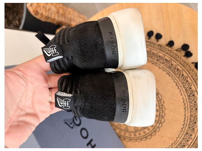 Sneakers Hogan in camoscio nero - vista 7