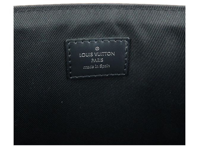 Louis Vuitton District Messenger Monogram Eclipse Canvas PM - vue 6