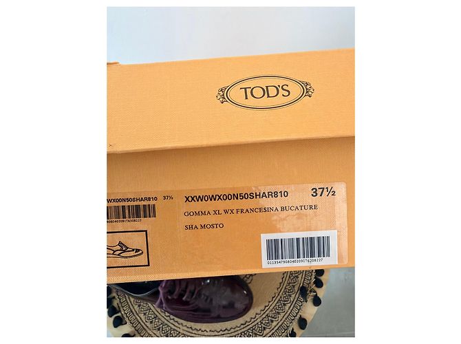 Scarpe brogue in vernice bordeaux TOD'S - vista 2