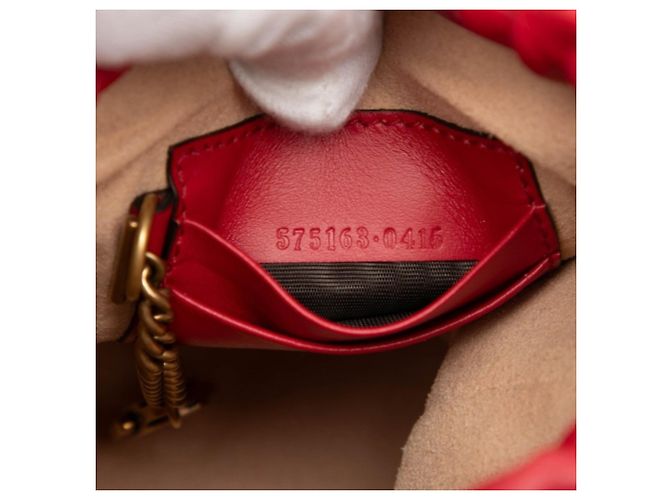 Borsa a secchiello Small Gucci GG Marmont con motivo cuore - vista 6