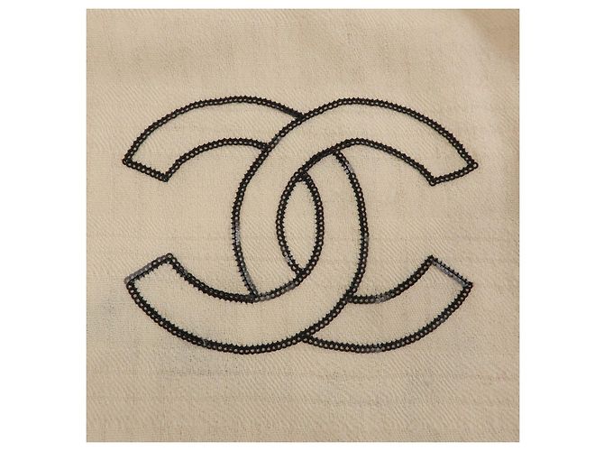 Sciarpa e stola CHANEL COCO Mark 100% Cashmere Beige Nero - vista 13