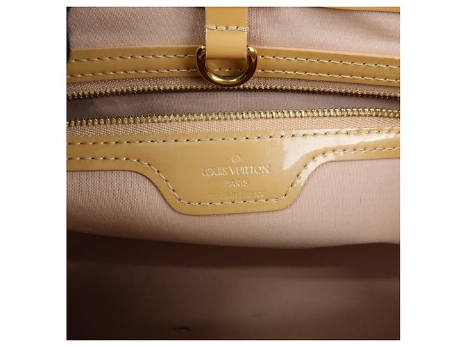 Borsa a mano Louis Vuitton Monogram Vernis Wilshire PM M91642 - vista 23