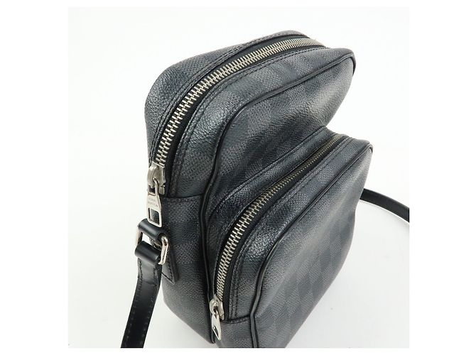 Louis Vuitton Damier Graphite Rem Shoulder Bag Black N41446 - vista 15