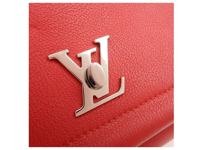 Louis Vuitton Lockme II Borsa a mano e a tracolla 2Way in pelle Rossa M50363 - vista 17