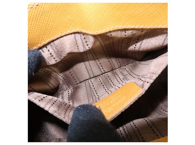 Salvatore Ferragamo Borsa a tracolla e spalla Ferragamo Gancini in pelle con catena Marrone chiaro - vista 23