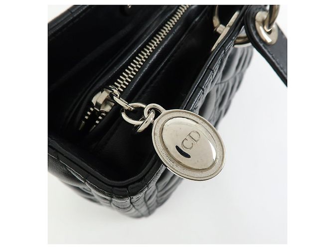 Borsa Christian Dior Lady Dior Cannage in pelle d'agnello nera - vista 17