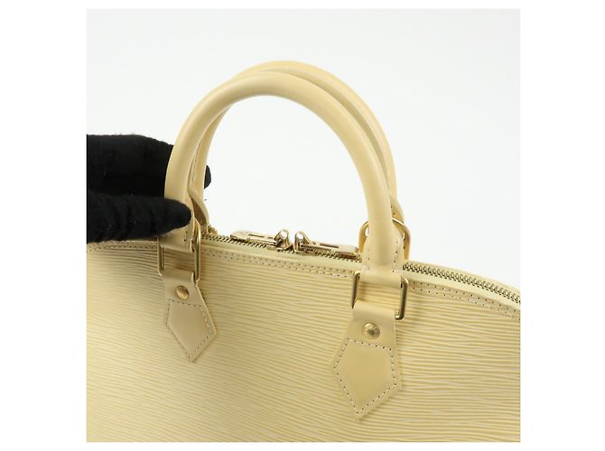 Louis Vuitton Alma Epi Leather Hand Bag Vanilla M5214A - vista 6