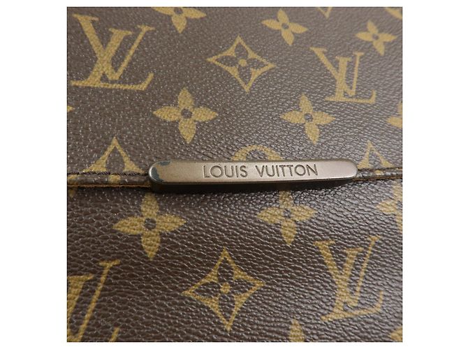 Louis Vuitton Monogram Messenger MM Beaubourg Crossbody Bag M97038 - vista 14