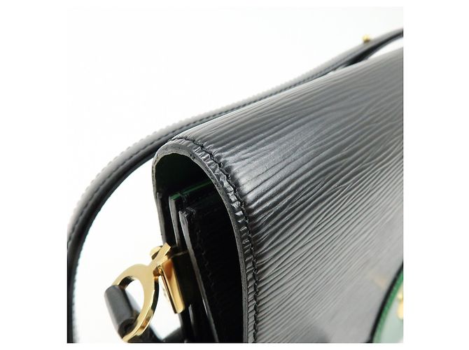 Borsa a tracolla Louis Vuitton Epi Free Run Noir Borneo Green M52414 - vista 15