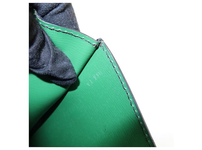 Borsa a tracolla Louis Vuitton Epi Free Run Noir Borneo Green M52414 - vista 24