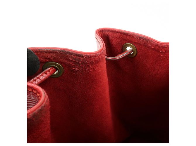 Borsa a tracolla Louis Vuitton Epi Petit Noe Castilian Red M44107 - vista 22