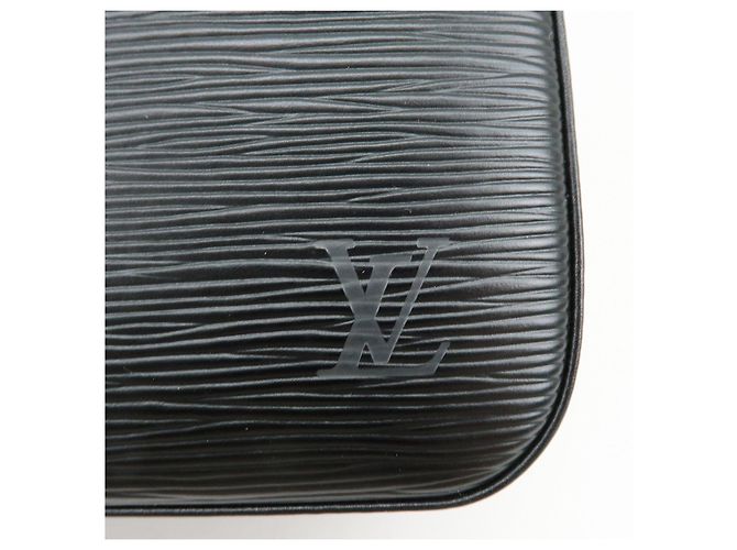 Borsa a spalla e borsa a mano Louis Vuitton Epi Buci Noir M52202 - vista 17