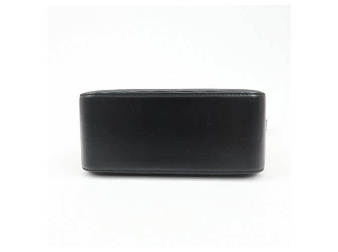 Borsa a spalla e borsa a mano Louis Vuitton Epi Buci Noir M52202 - vista 5