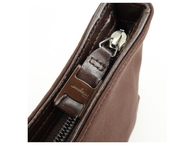 Salvatore Ferragamo Borsa a tracolla e borsa a mano Ferragamo Varra in nylon e pelle con catena, Marrone - vista 17
