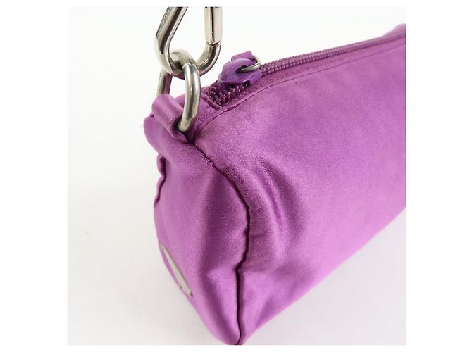 PRADA Mini borsa a mano pochette in raso con logo triangolare Viola - vista 14