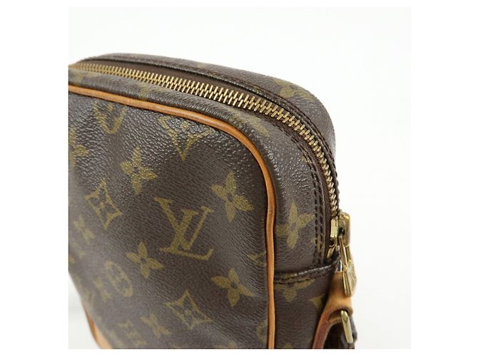 Louis Vuitton Monogram Amazone Shoulder Bag Crossbody Bag M45236 - vista 17