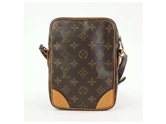Louis Vuitton Monogram Amazone Shoulder Bag Crossbody Bag M45236 - vista 2