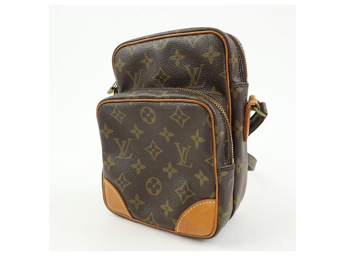 Louis Vuitton Monogram Amazone Shoulder Bag Crossbody Bag M45236 - vista 3