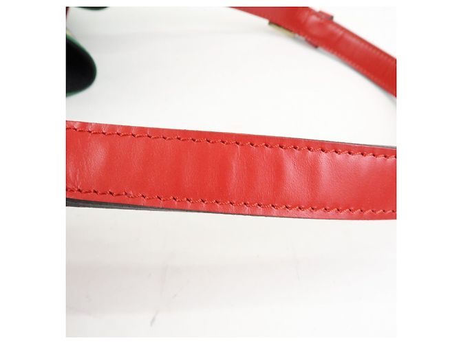 Borsa a tracolla Louis Vuitton Epi Petit Noe Bicolor Verde Rosso M44147 - vista 7