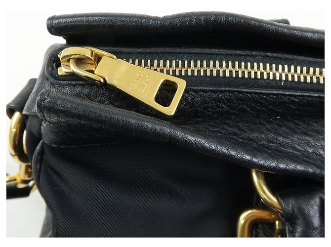 Borsa a spalla e a mano 2Way in nylon e pelle con logo PRADA Nera BN2032 - vista 20